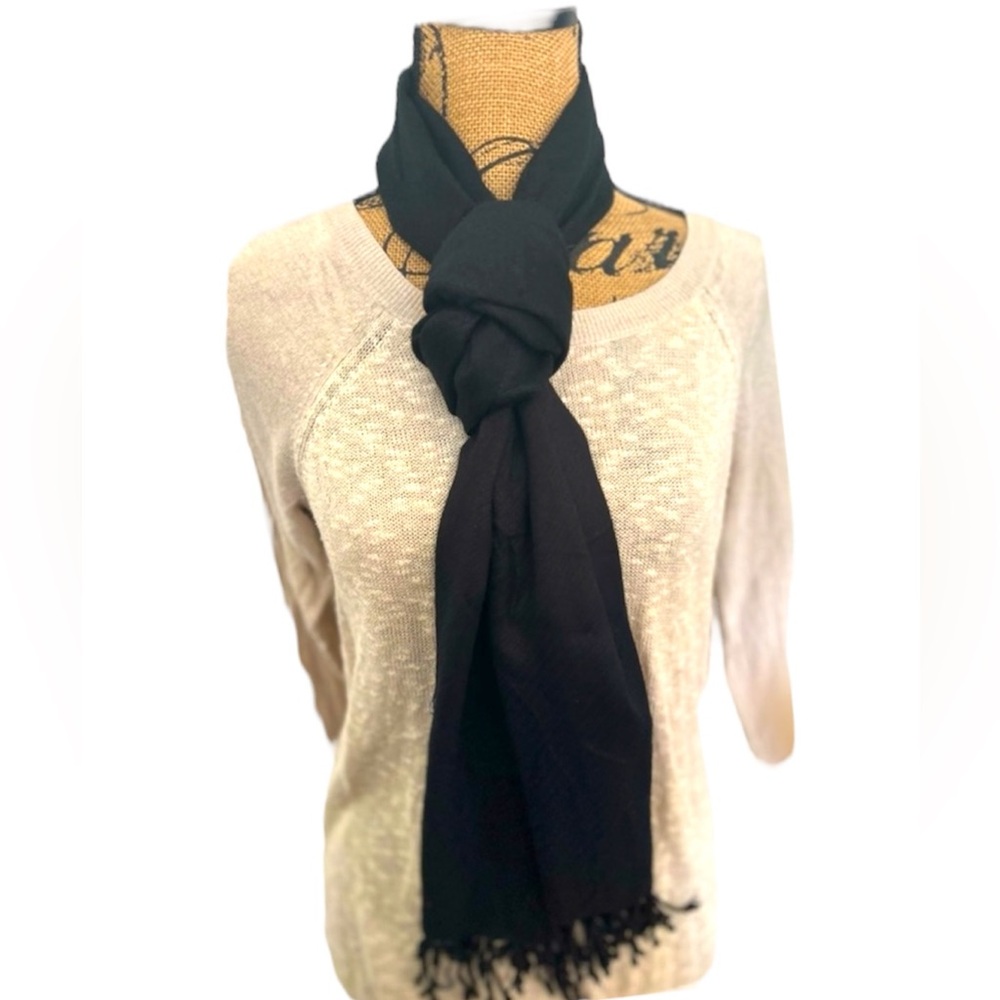 Jones New York 100% Viscose Black Fringed Scarf Wrap Shawl Heavenly Soft